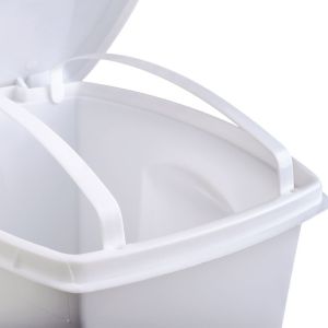 Lixeira de Plástico Basculante Plasútil Prática 50L Branca