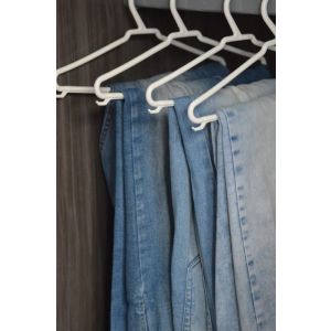 Cabide de Plástico Infantil com 3 Unidades Branco Sanremo