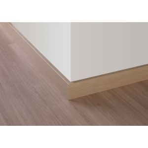 Rodapé Piso Laminado 2,40x8cm Catedral Saint-Patrick 703 Quick-Step