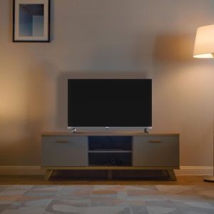 Tv Led 32" Ptv32e3ersgb Preto Bivolt Philco