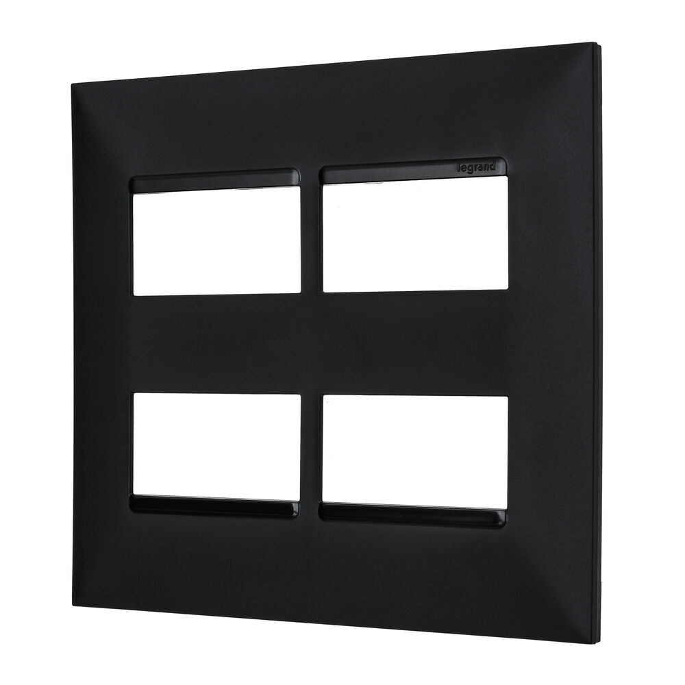 Placa Plus+ 4 Seções 4x4cm Preto Pial