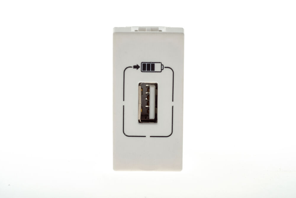 Módulo USB Plus+ 1100MA 1M Branco Pial