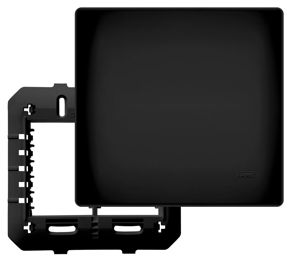 Placa Cega 4x4 Habitat Horizontal Preto Fame