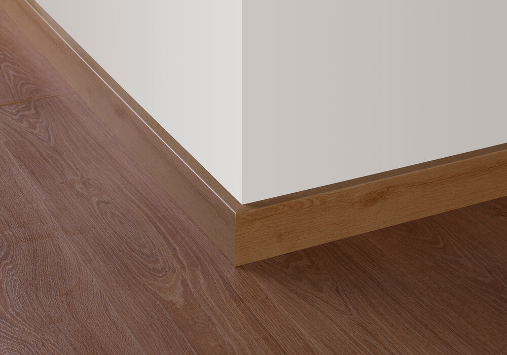 Rodapé Piso Laminado 2,40x8cm Catedral Sé 704 Quick-Step