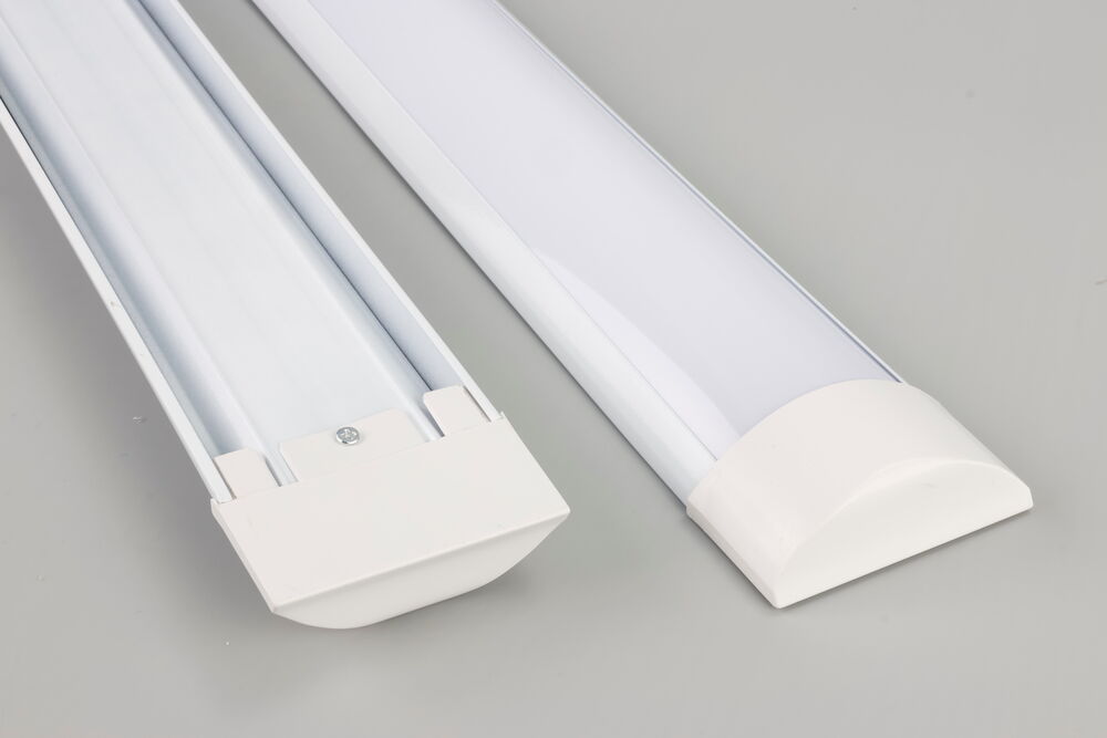 Luminária LED Slim 36W 3000K Bivolt Vitralux