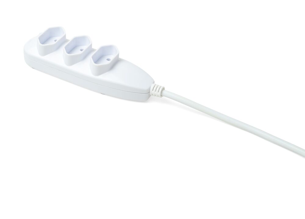 Extensao 3m 3 tomadas 2p+t 10a 3003 Branco Intelbras