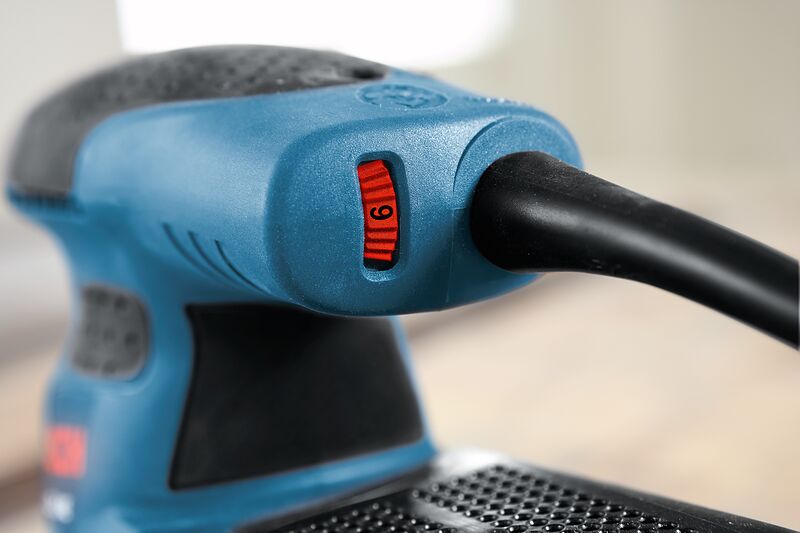 Lixadeira Excêntrica GEX 125-1 AE 250W com Coletor e Disco de Lixa Bosch